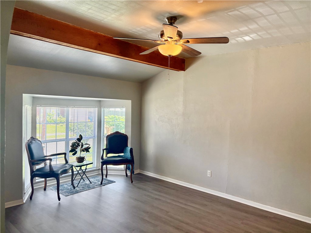 1230 Dona Property Photo 6