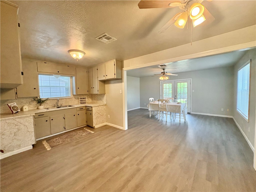 1230 Dona Property Photo 9