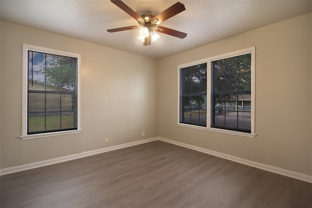 1230 Dona Property Photo 17