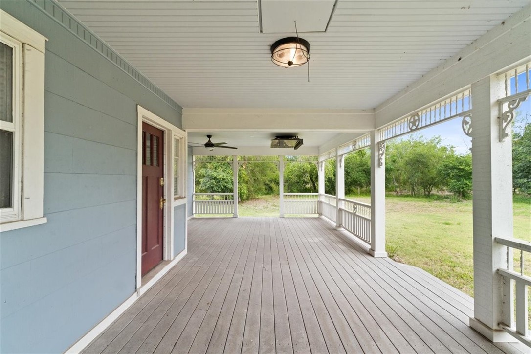 4750 Private Road 3915 Property Photo 2