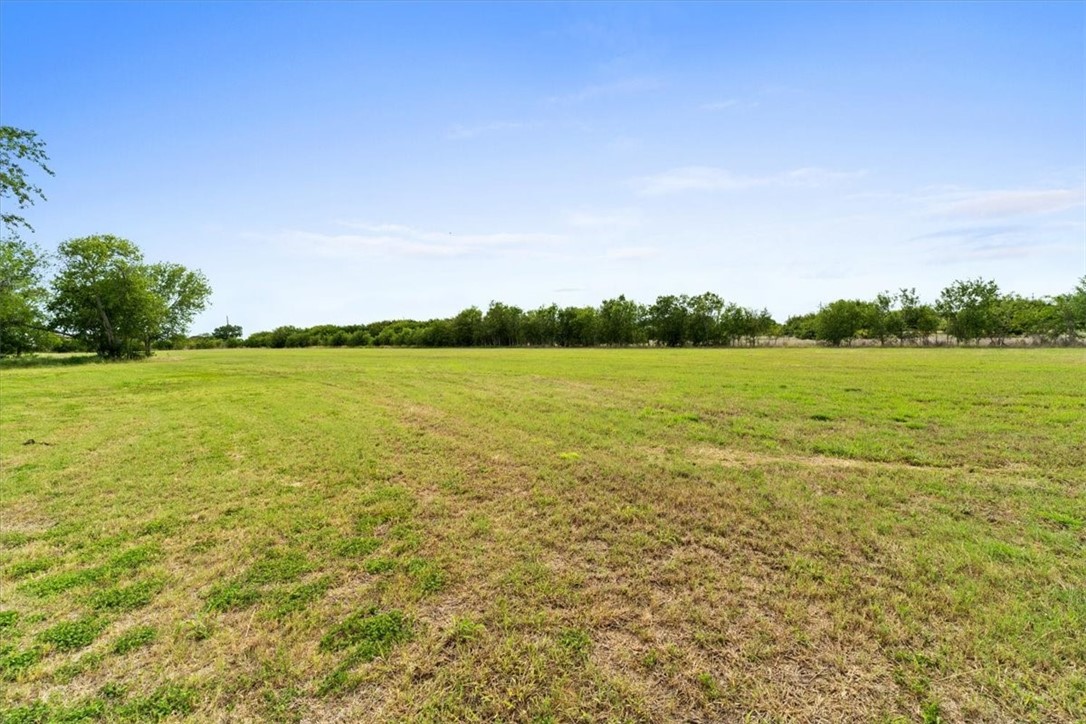 4750 Private Road 3915 Property Photo 24
