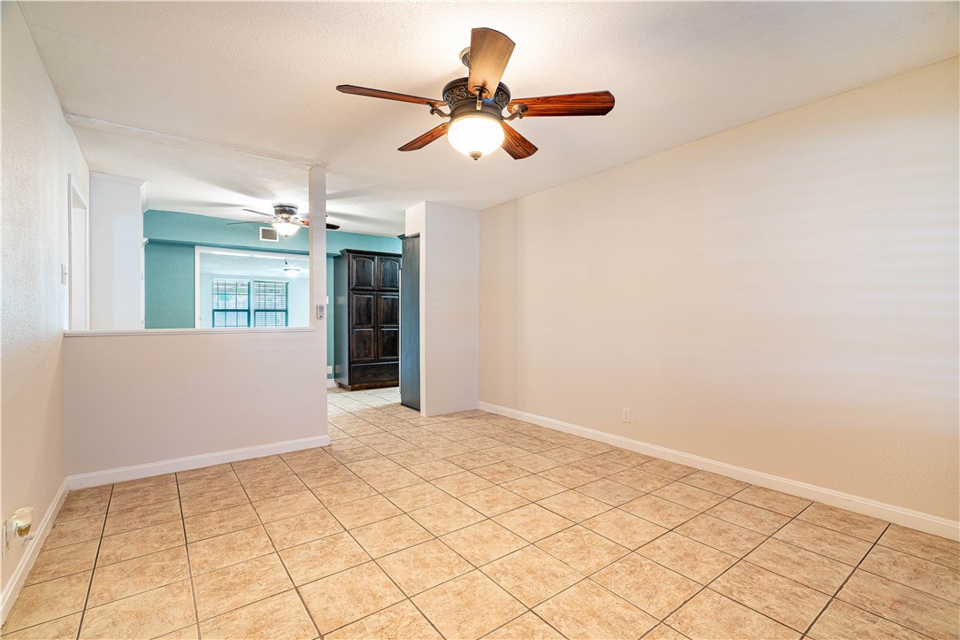 5905 Norvel Dr Property Photo 4