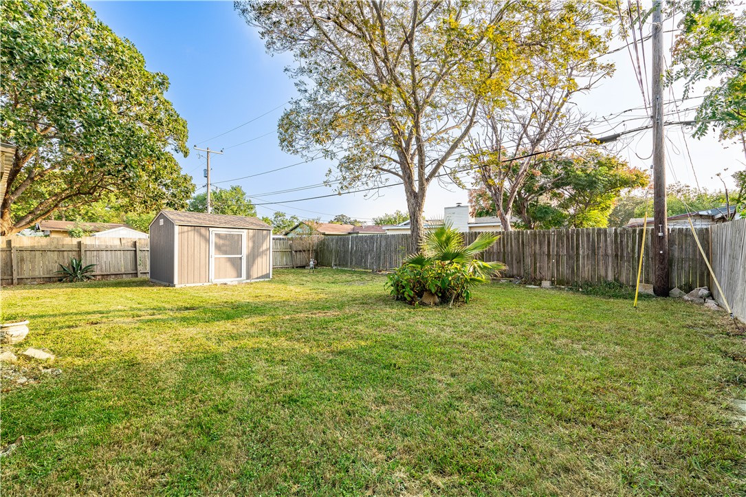 5905 Norvel Dr Property Photo 17