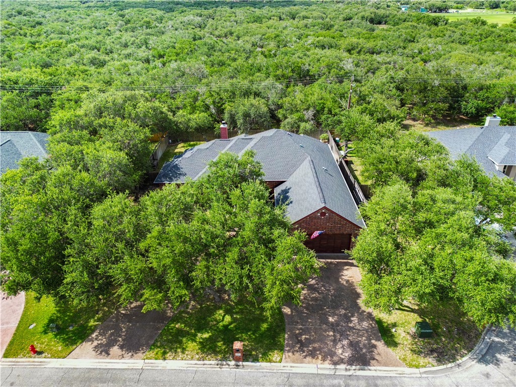111 Forest Hills Dr Property Photo 3