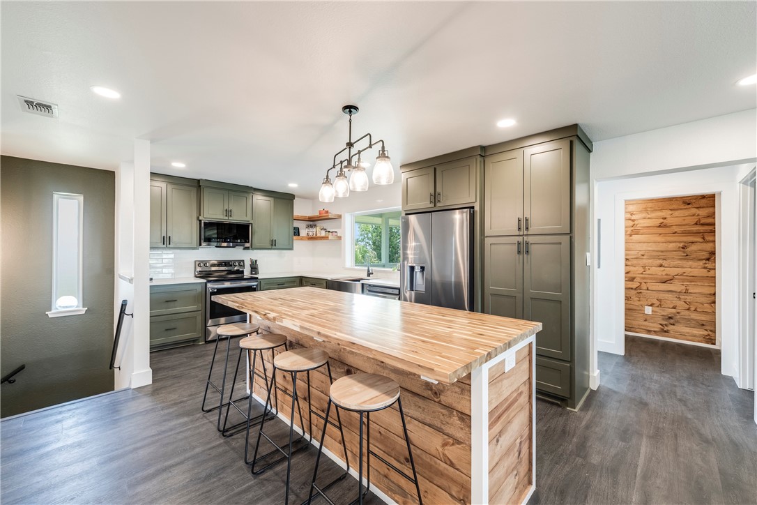 502 Corpus Christi Channel Property Photo 12