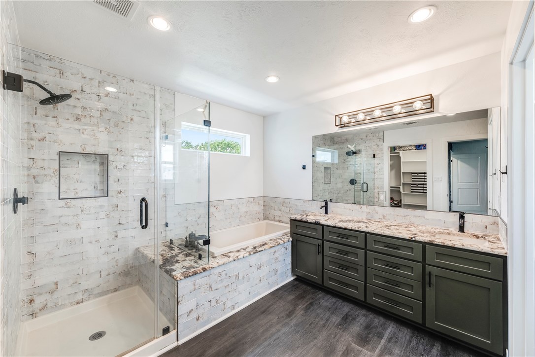 502 Corpus Christi Channel Property Photo 22