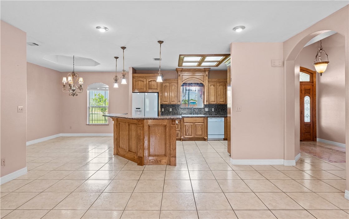 1449 W Nelson Ave Property Photo 13