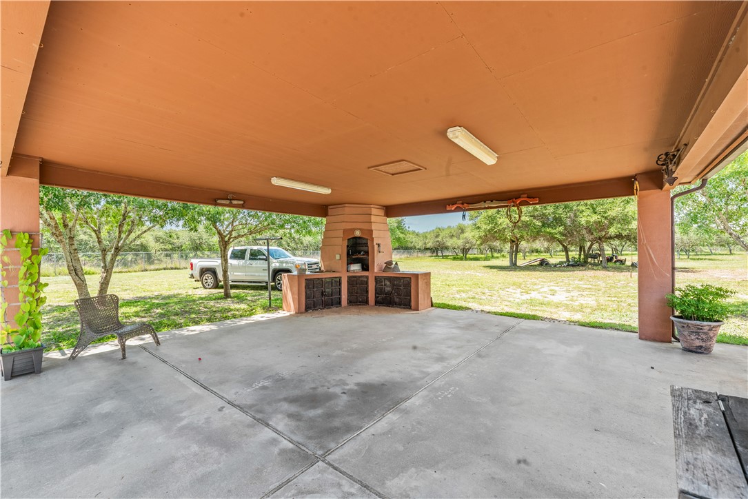 1449 W Nelson Ave Property Photo 33