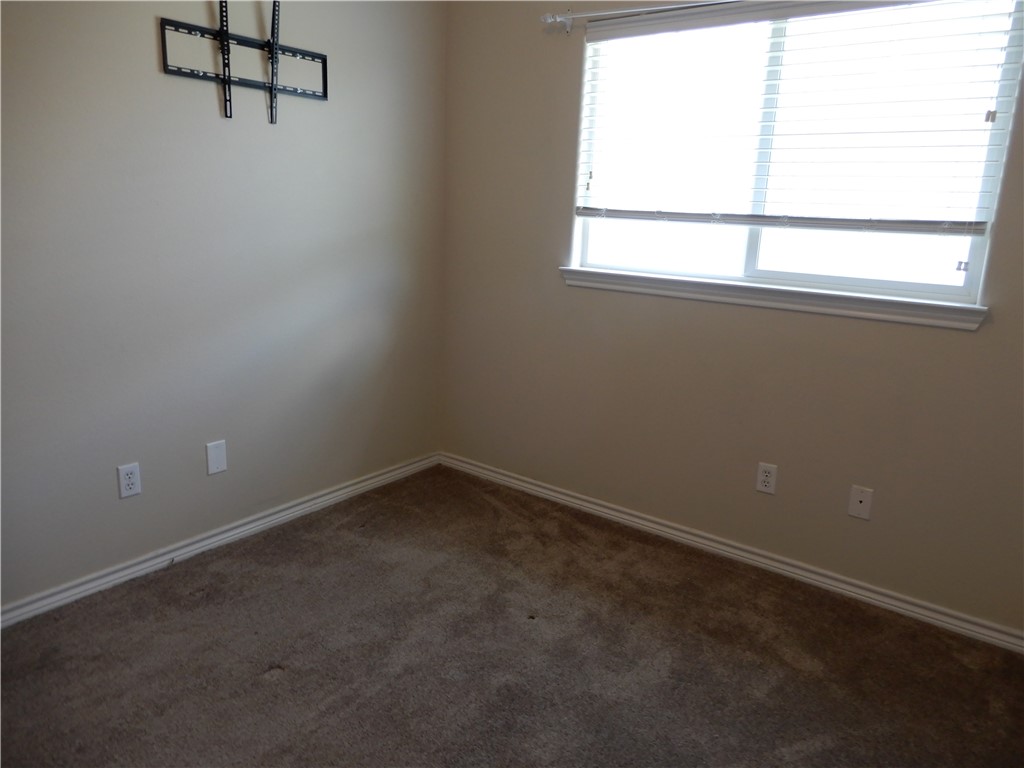 2301 Blue Star Dr Property Photo 11