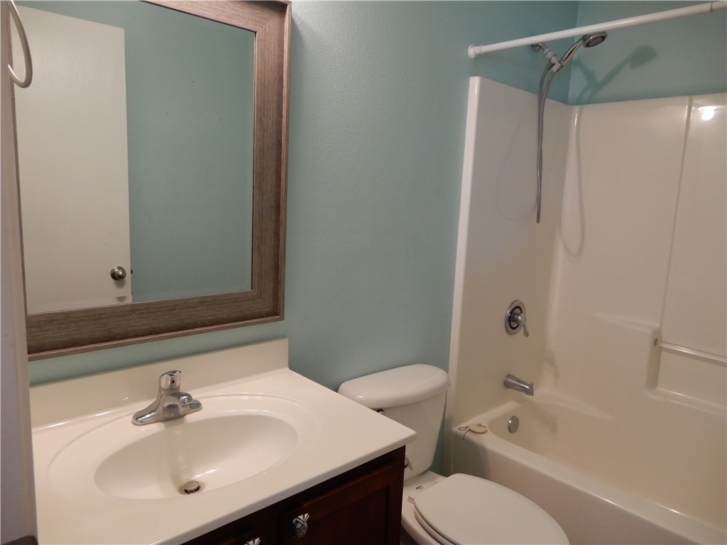 2301 Blue Star Dr Property Photo 13