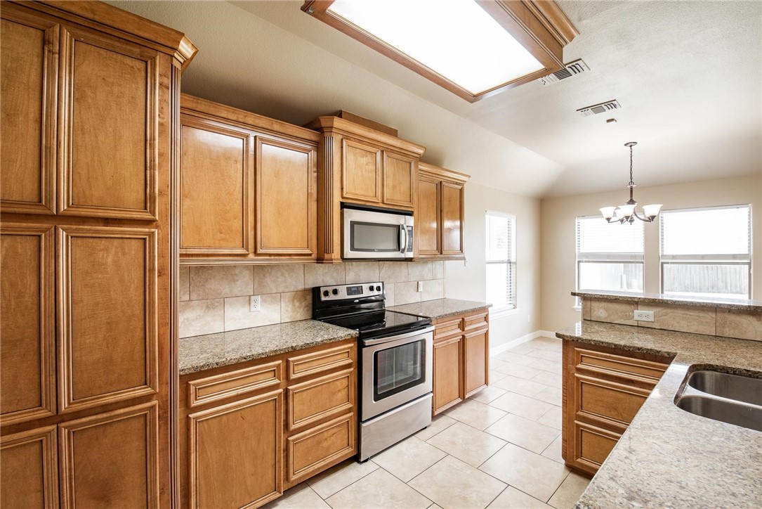 4376 Summer Wind Dr Property Photo 12