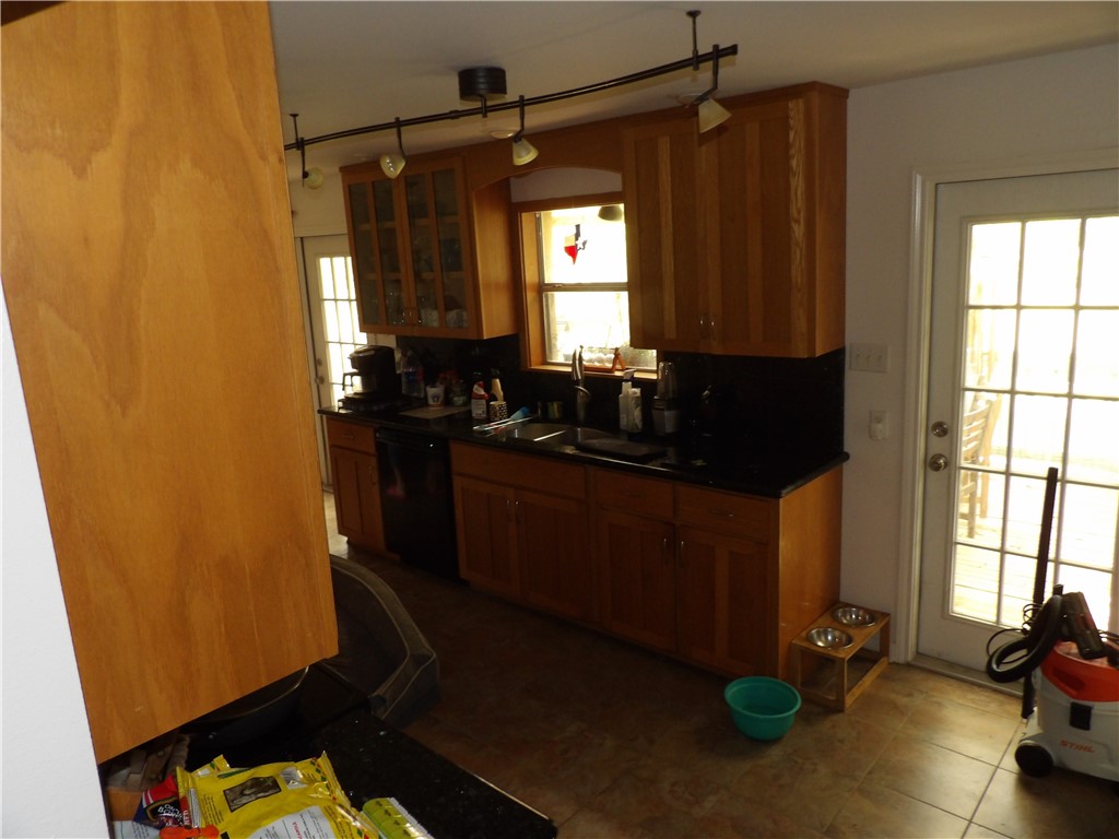 170 Barker Property Photo 10