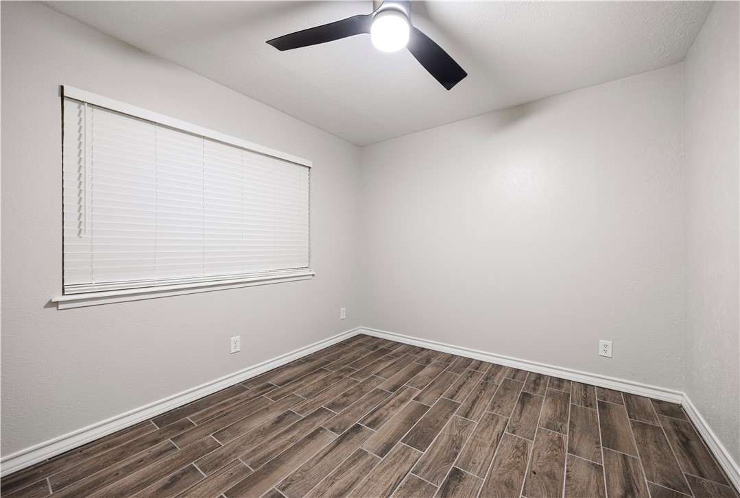 1109 Adeline St Property Photo 11