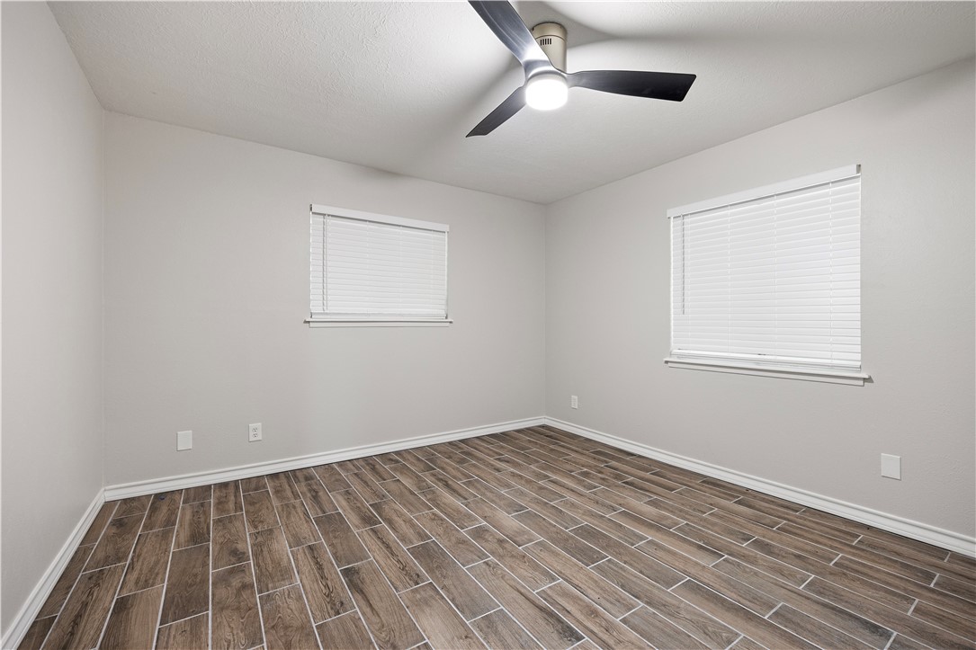 1109 Adeline St Property Photo 12