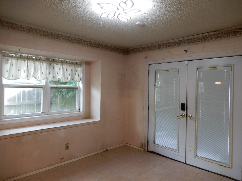 7330 New Brunswick Dr Property Photo 8