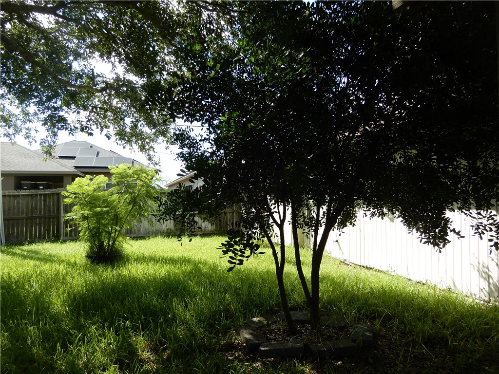 7330 New Brunswick Dr Property Photo 18