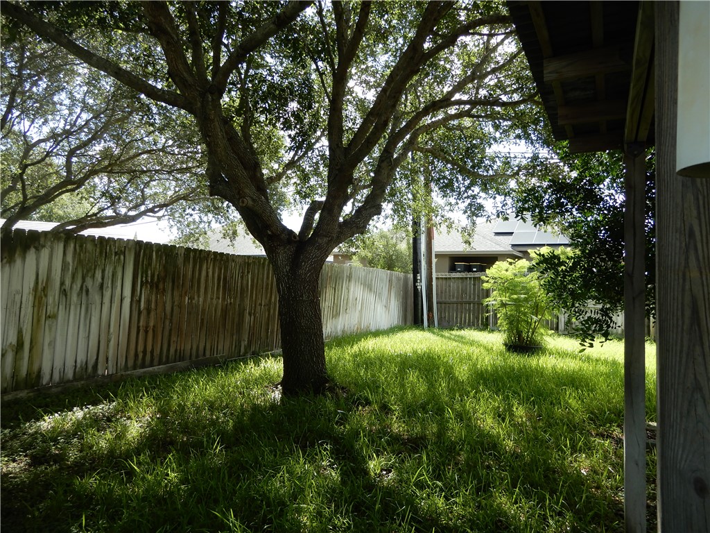 7330 New Brunswick Dr Property Photo 19