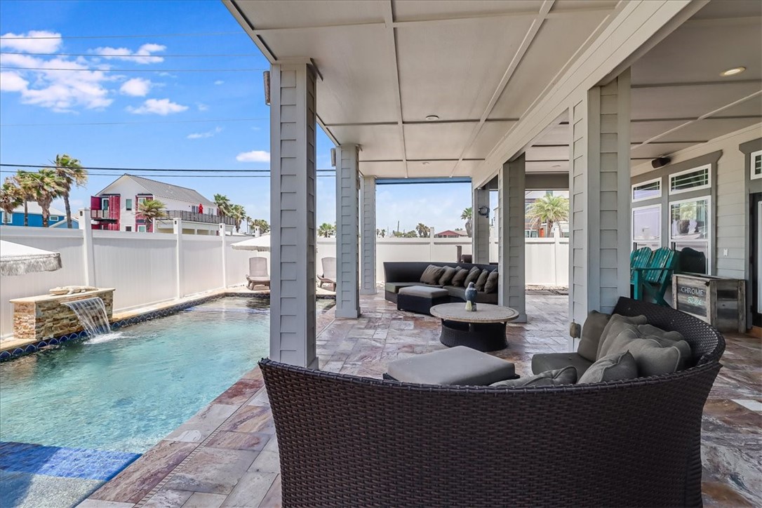 602 Banyan Beach Dr Property Photo 2