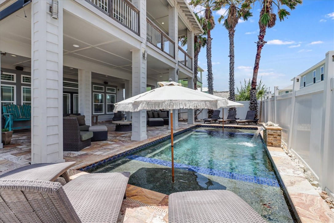 602 Banyan Beach Dr Property Photo 3