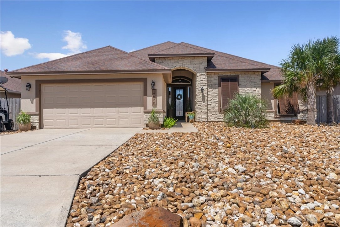 15825 Cozumel Dr Property Photo 4
