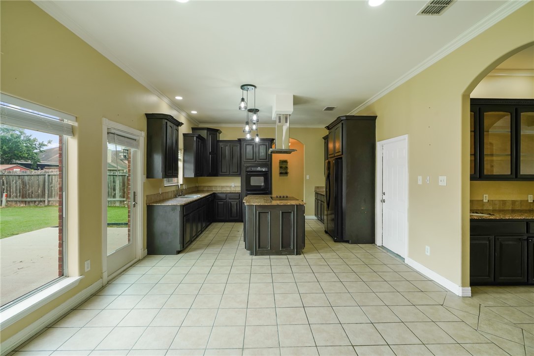 7445 Lake Micala Dr Property Photo 10