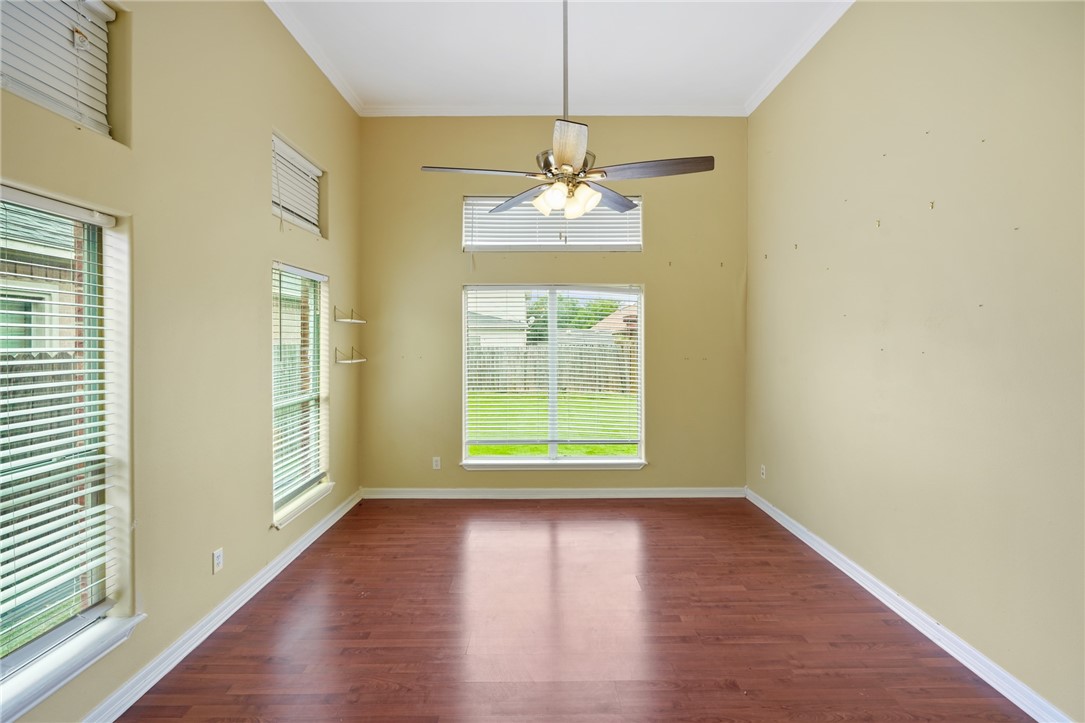7445 Lake Micala Dr Property Photo 12