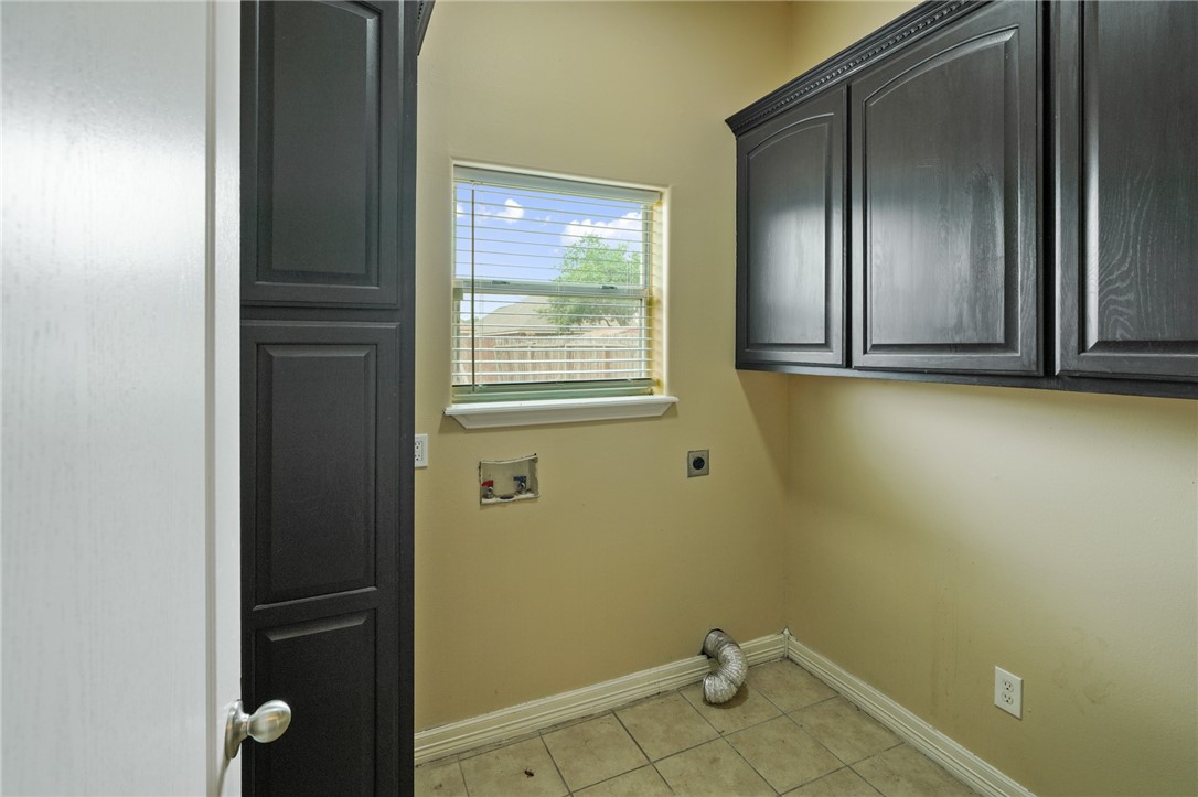 7445 Lake Micala Dr Property Photo 22