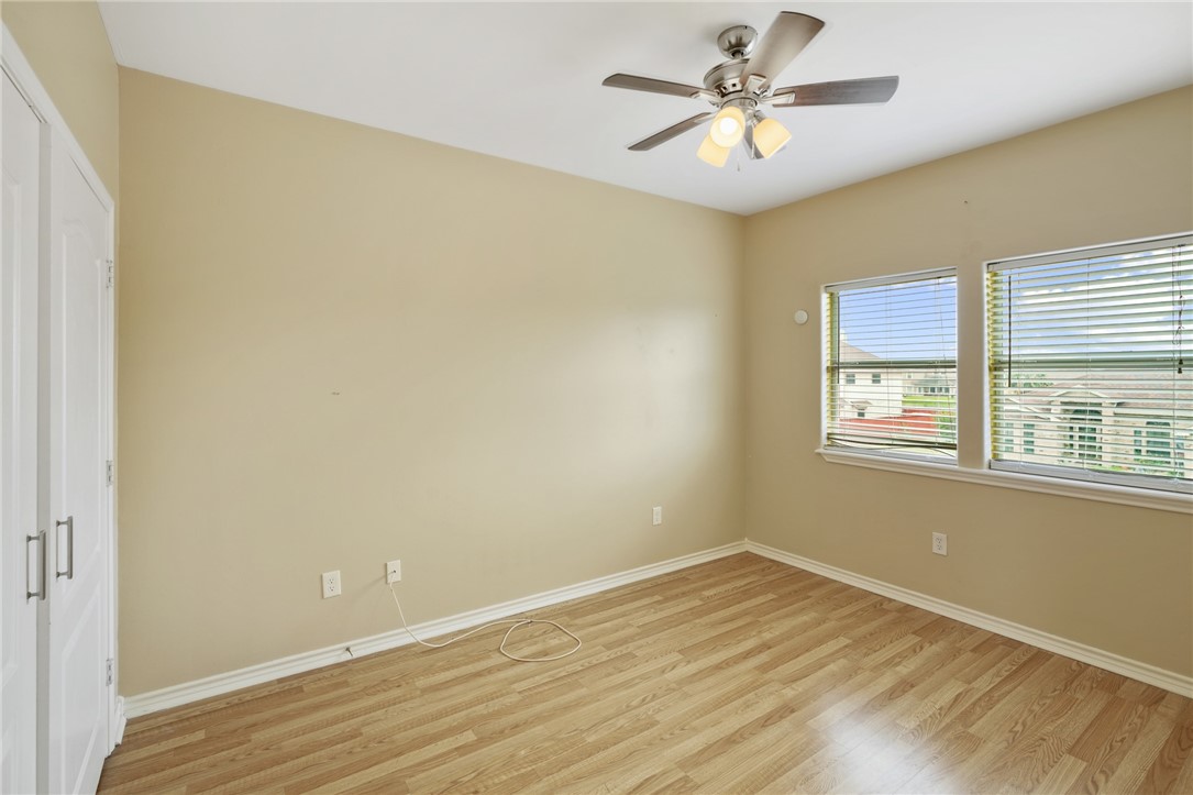 7445 Lake Micala Dr Property Photo 32