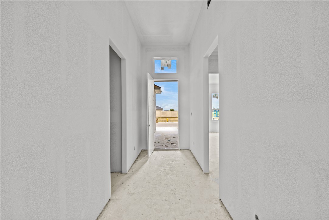 4018 Talbot Dr Property Photo 3