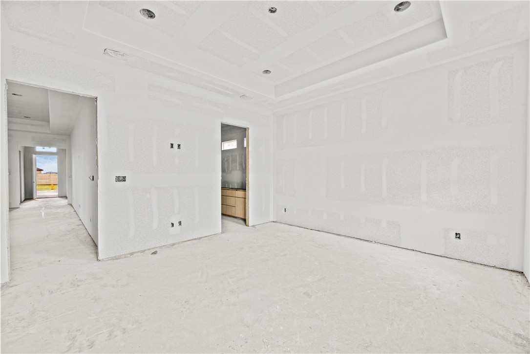 4018 Talbot Dr Property Photo 9