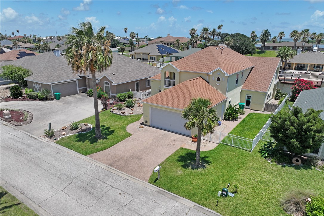 973 Pompano Dr Property Photo 3