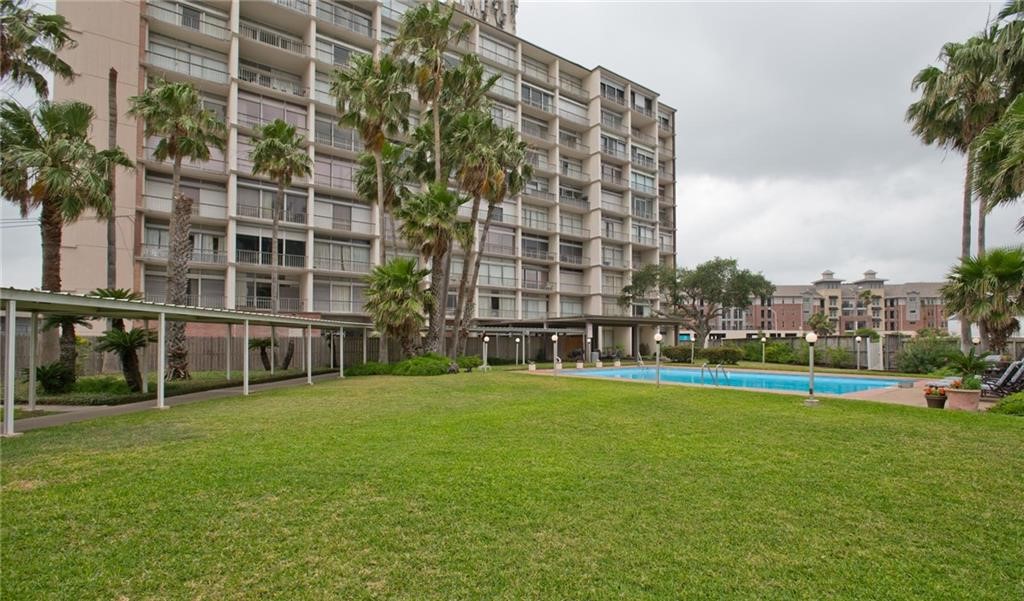 4600 Ocean Dr 208 Property Photo 2