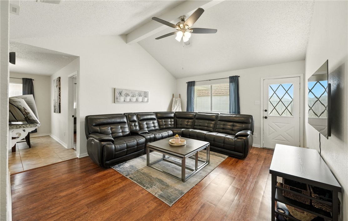 2722 Camargo Dr Property Photo 3
