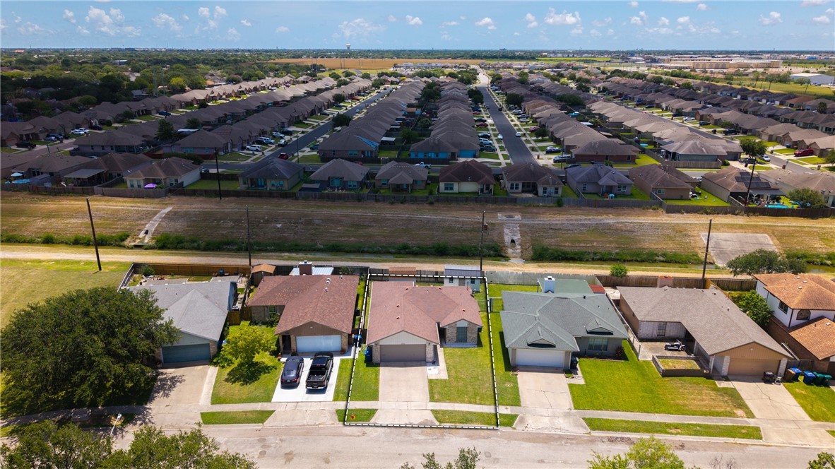 2722 Camargo Dr Property Photo 18