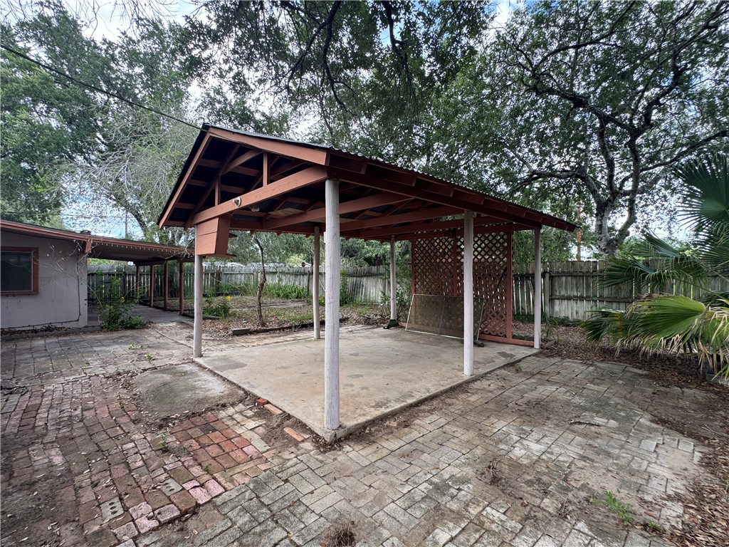 409 Taylor Road Property Photo 3