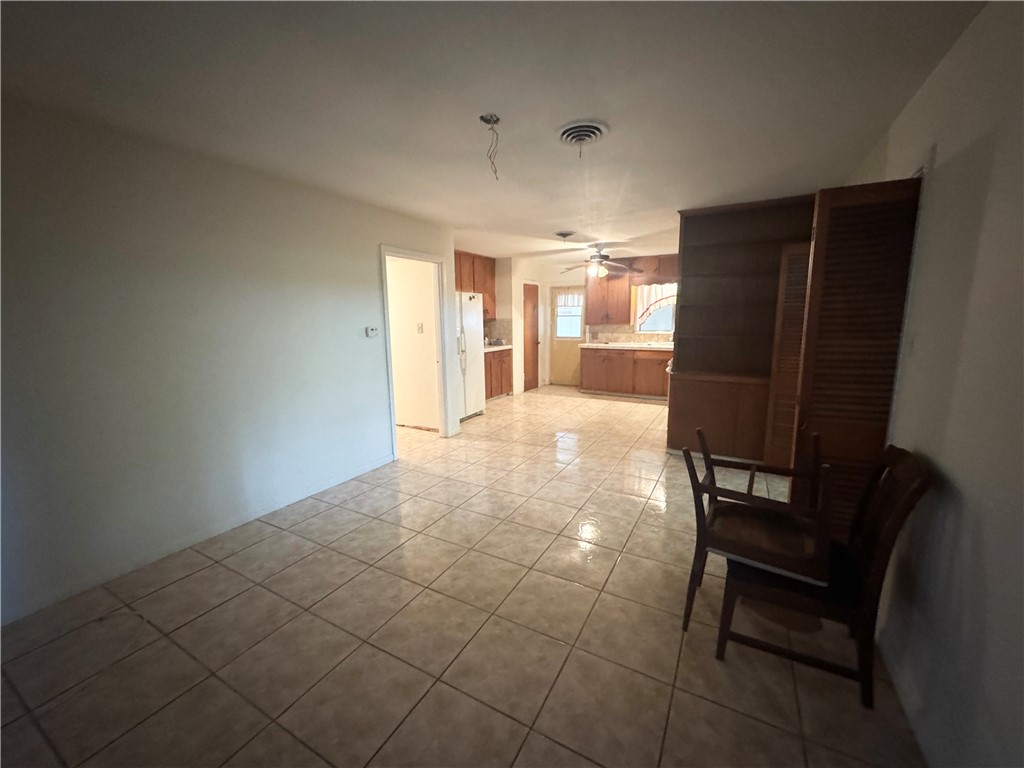 409 Taylor Road Property Photo 6