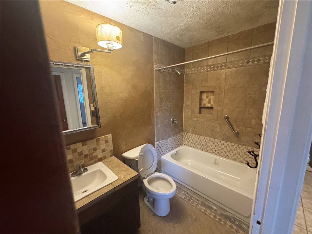 409 Taylor Road Property Photo 9