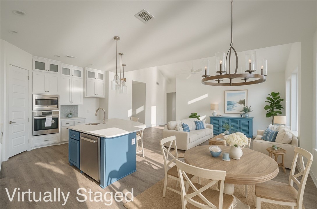 13741 Tajamar St Property Photo 14