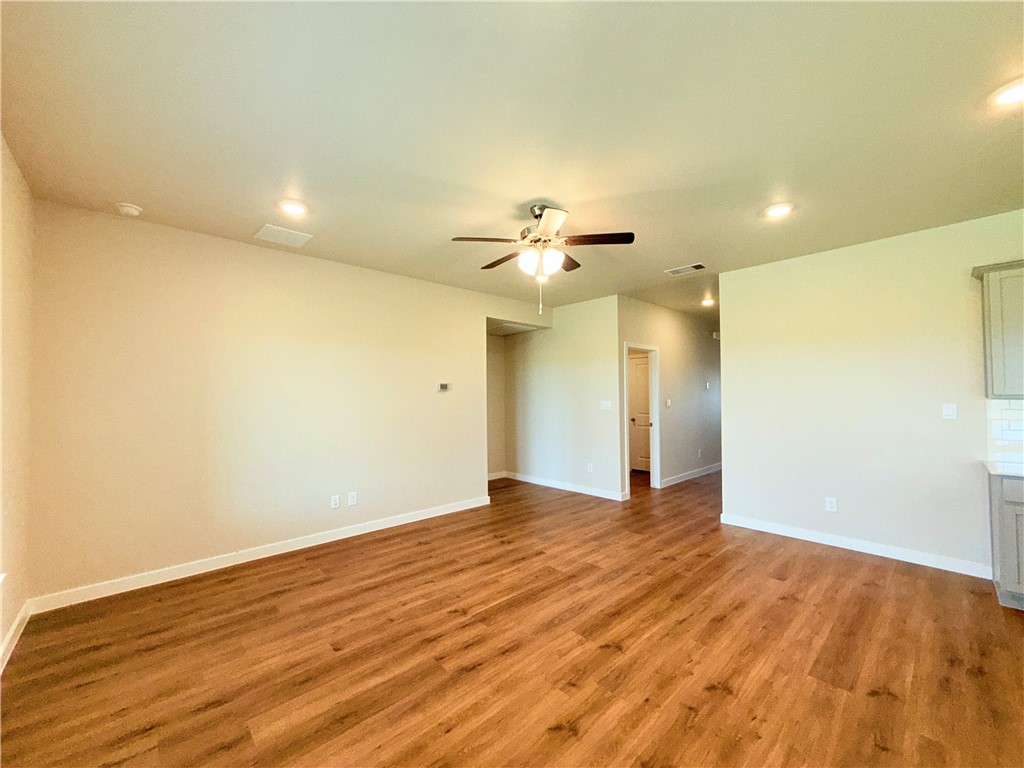 1116 Zeus Property Photo 3