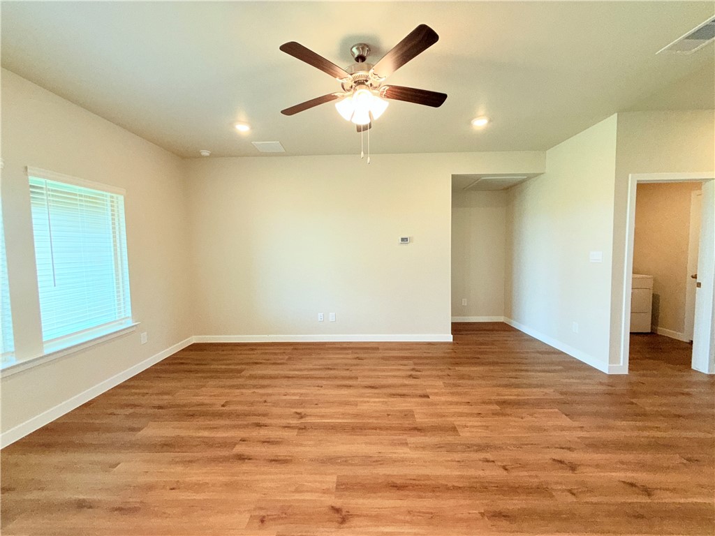 1116 Zeus Property Photo 4