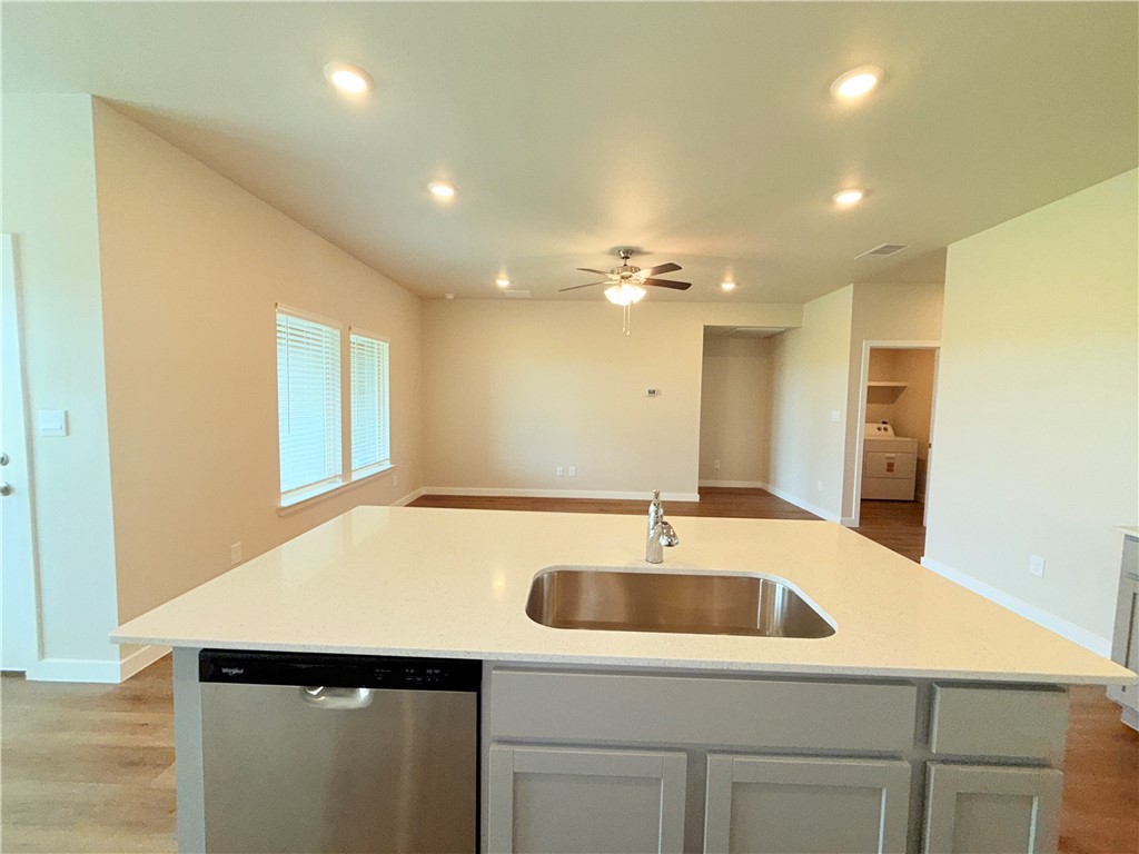 1116 Zeus Property Photo 9
