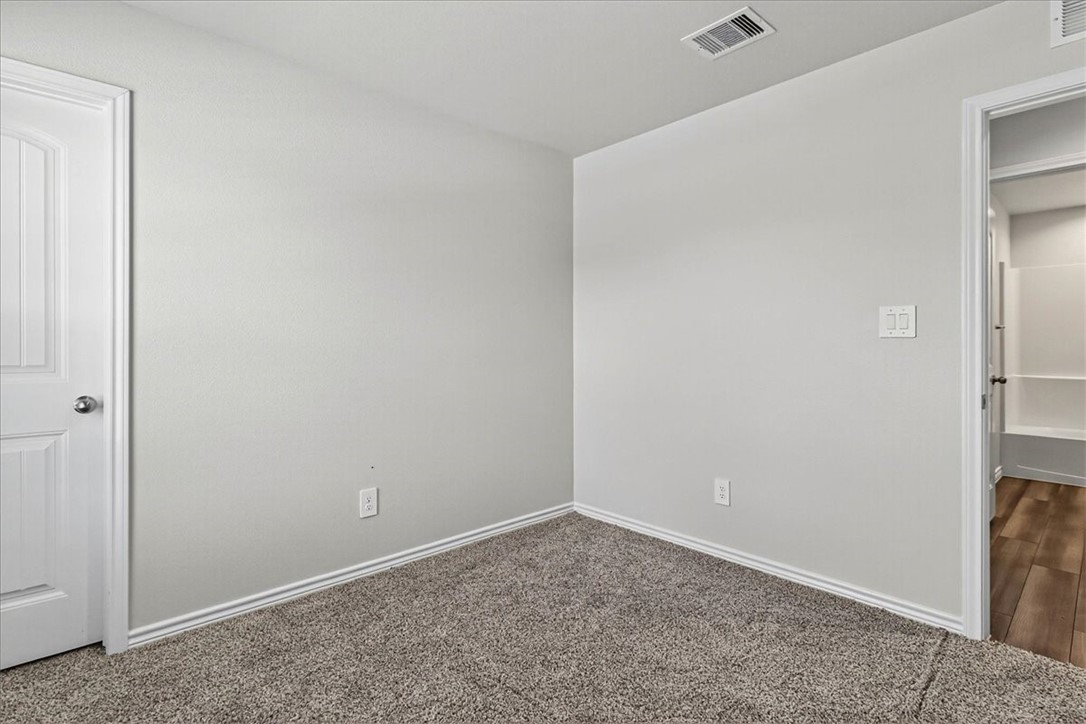 1234 Thames Chase Dr Property Photo 24
