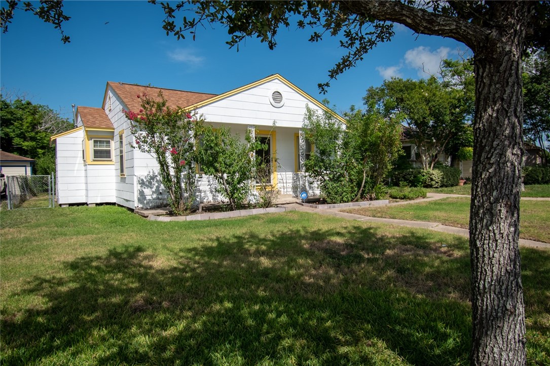 1522 Clodah Dr Property Photo 1