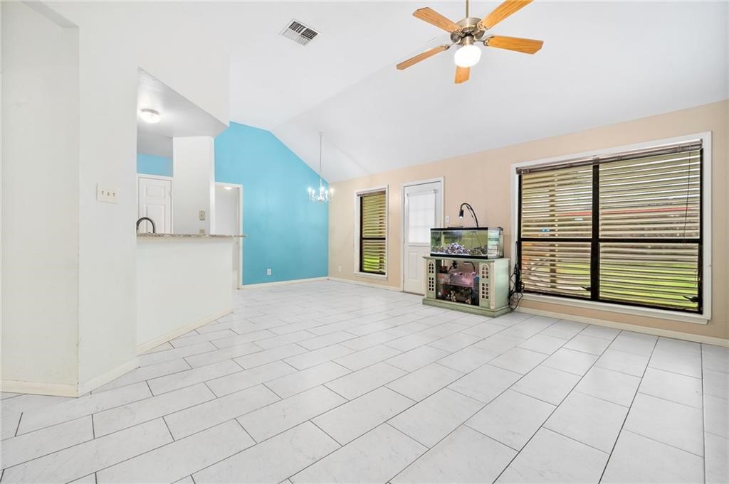 2991 Lakeview East Dr Property Photo 5