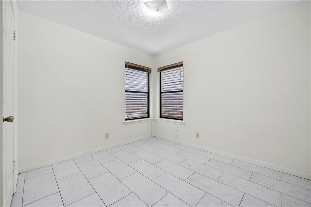 2991 Lakeview East Dr Property Photo 21