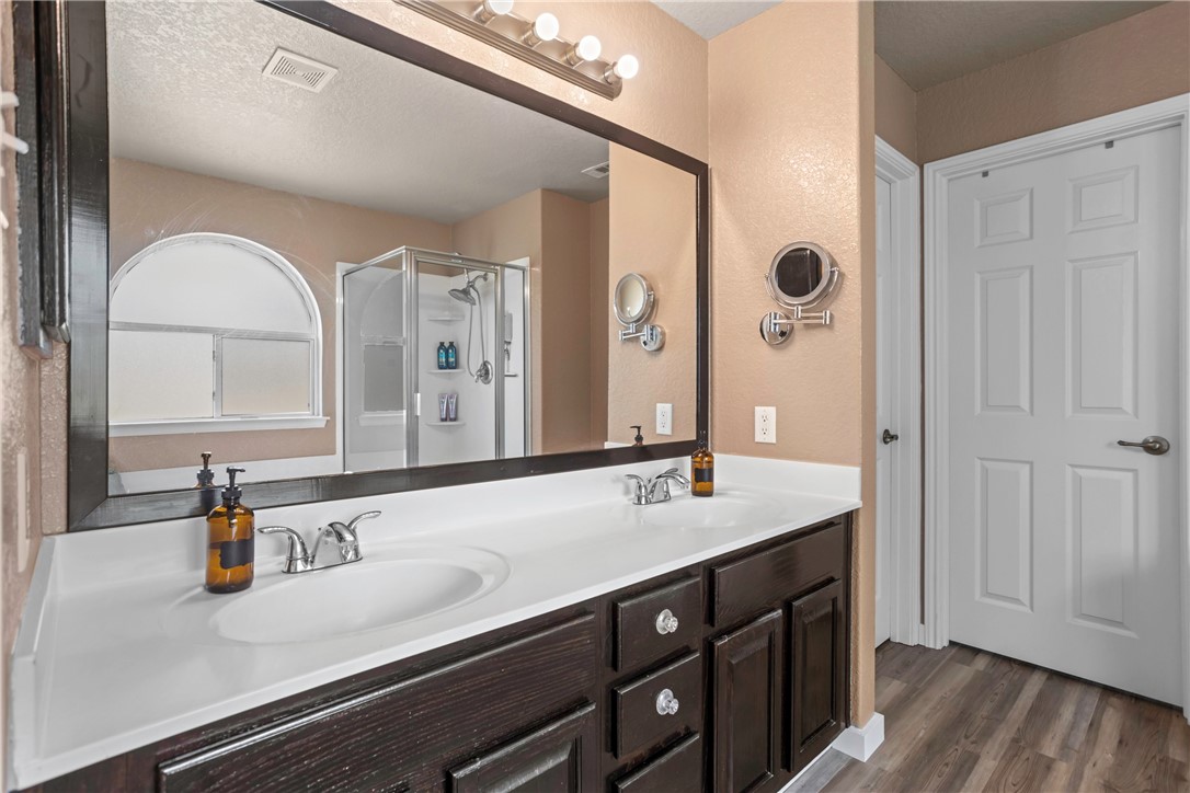 2488 Divine Way Property Photo 20