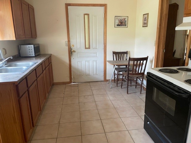 502 E Linar St Property Photo 6