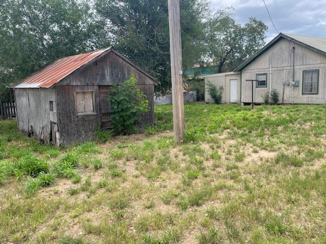 502 E Linar St Property Photo 13