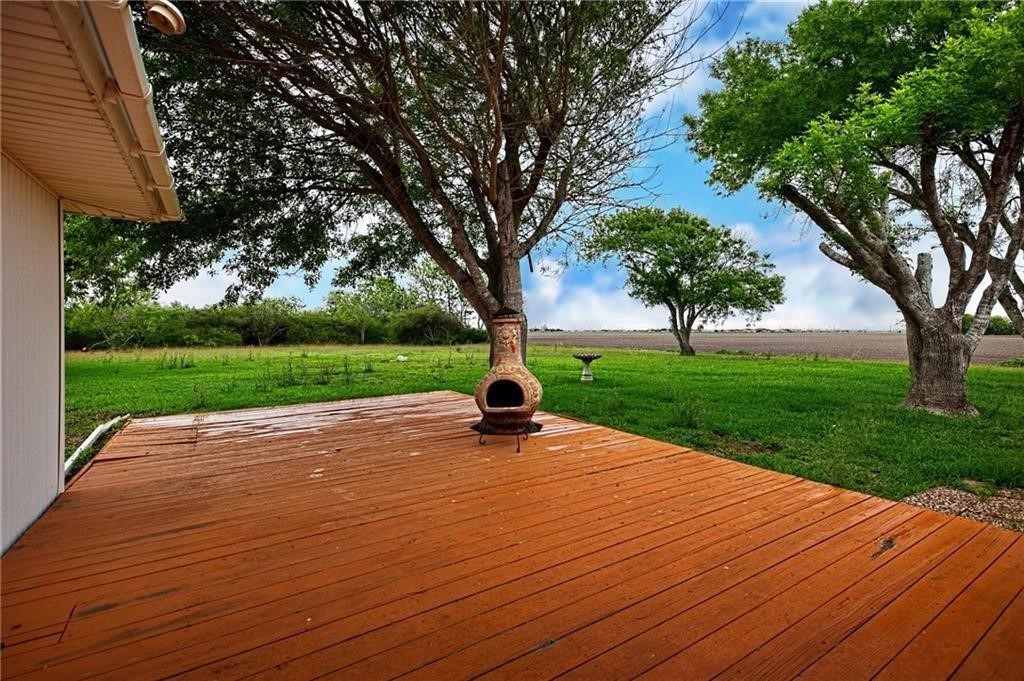 7692 Lang Property Photo 18