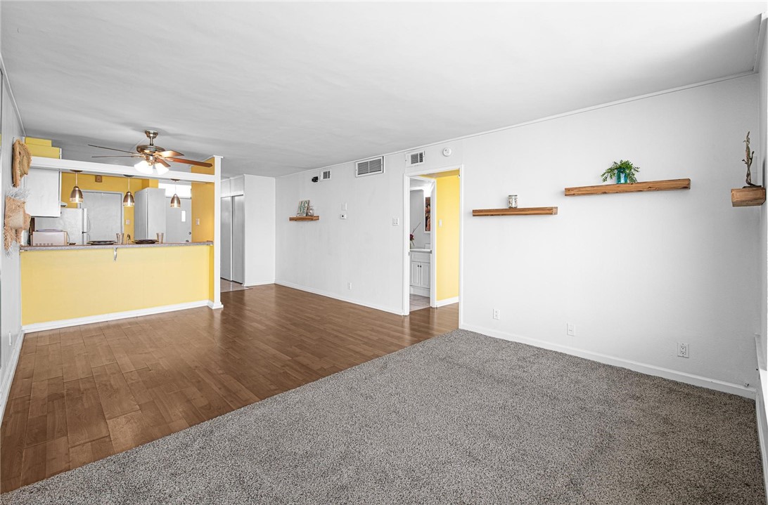 4302 Ocean Dr 65 Property Photo 13